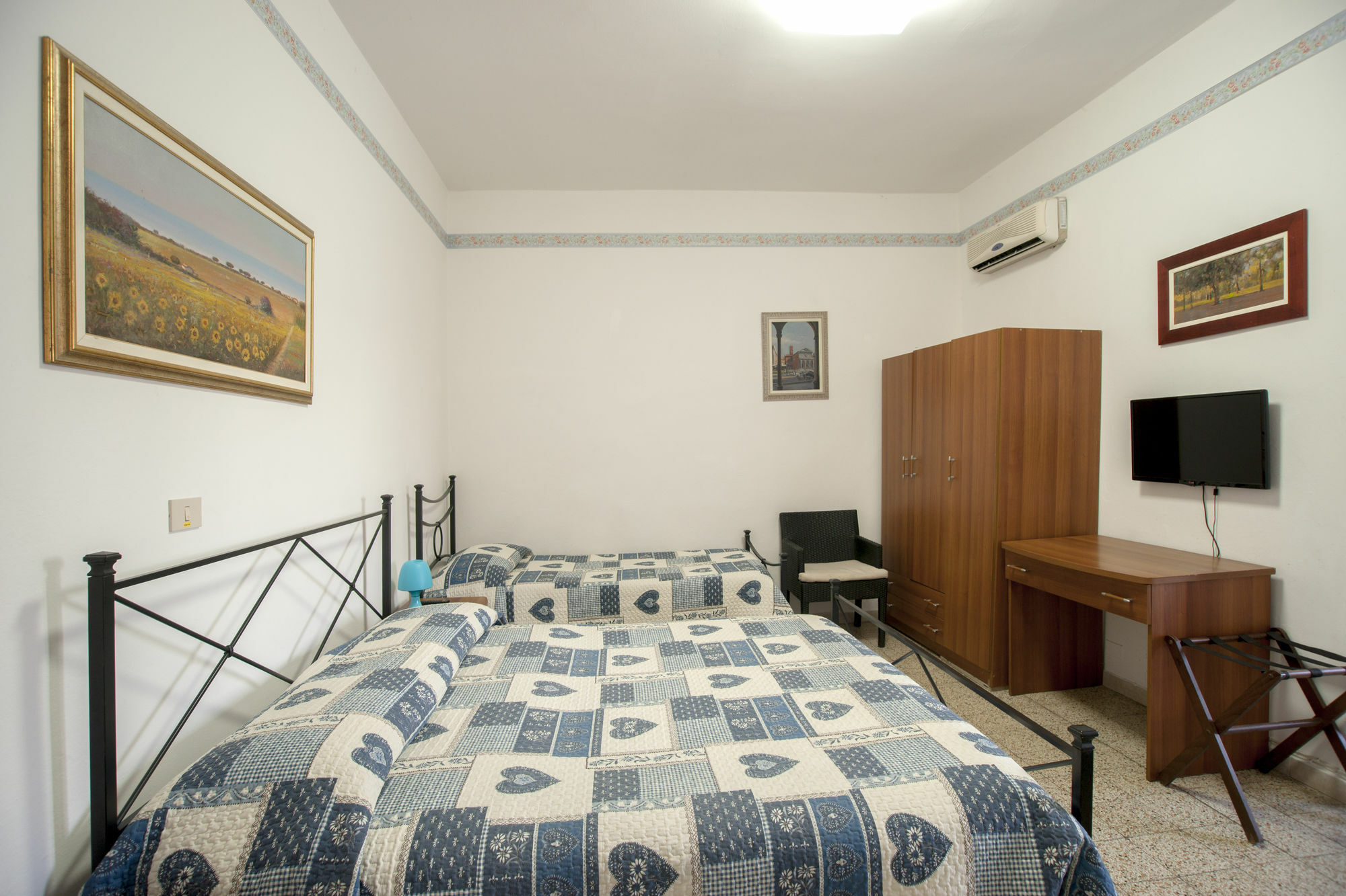 Albergo Pensione Ardenza Self Check-In Ливорно Экстерьер фото