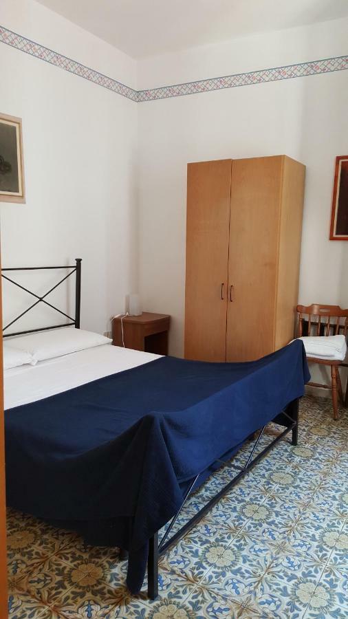 Albergo Pensione Ardenza Self Check-In Ливорно Экстерьер фото